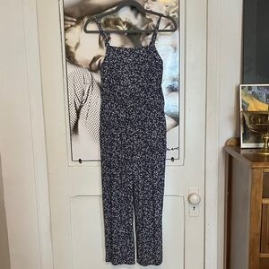 Old Navy Floral Sleeveless Romper – XS, 100% Rayon, New 2/35$